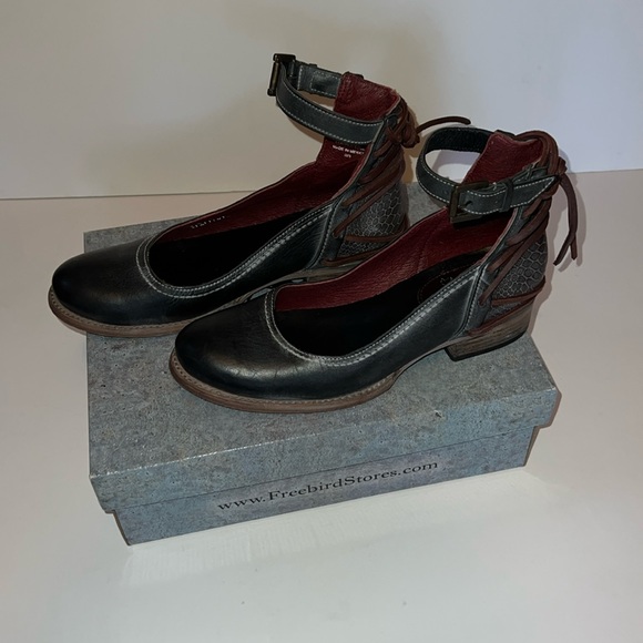 Freebird by Steven Shoes - Freebird Marlon Rocker Maryjanes!